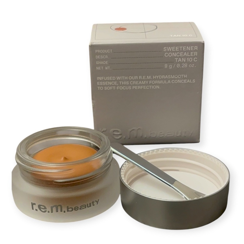 r.e.m. beauty Sweetener Concealer Tan 10 C Hydrasmooth Essence 0.28 oz NIB